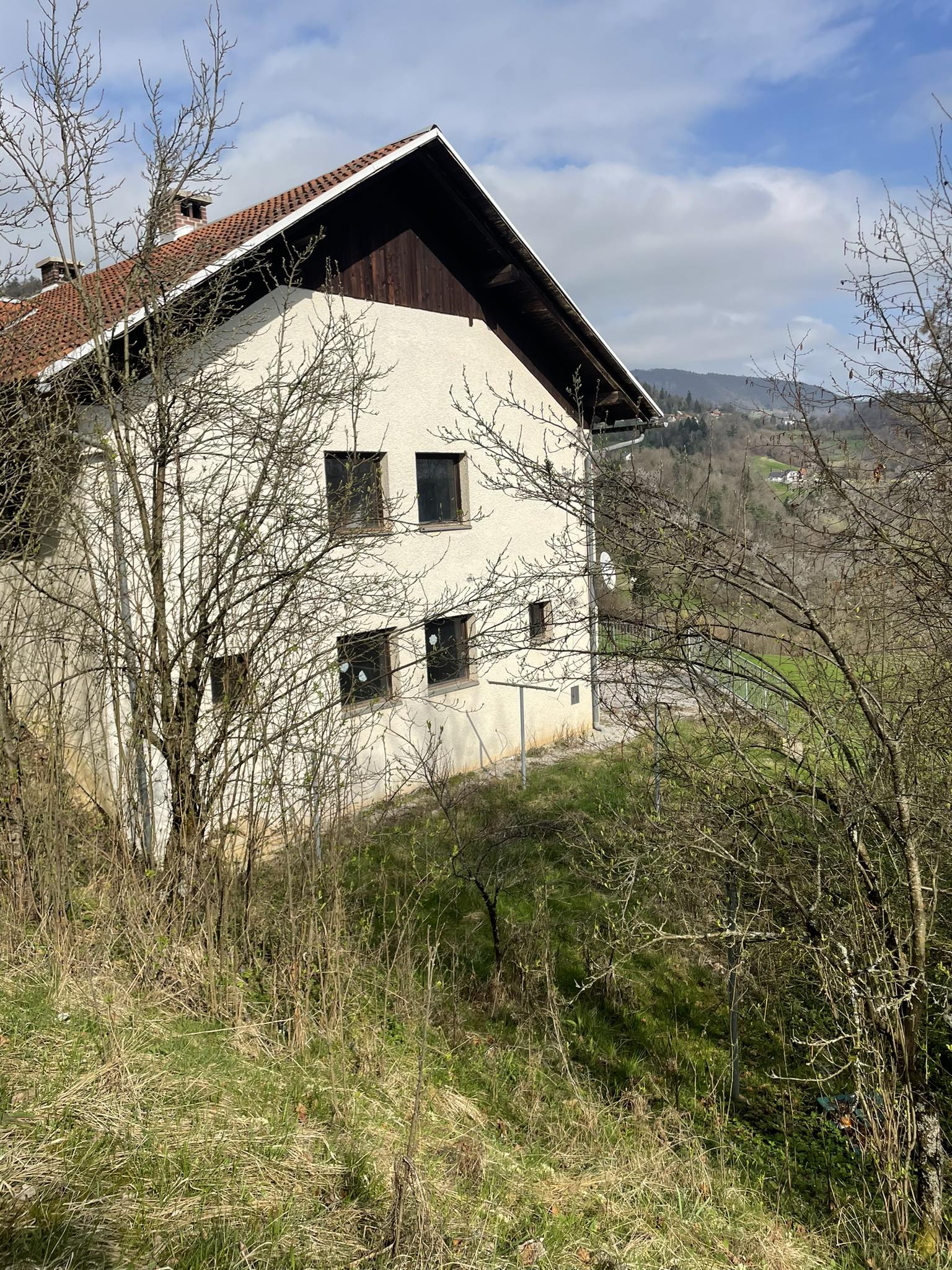 POLICIJA PRIŠLA PO DOKUMENTACIJO NA OBČINO
